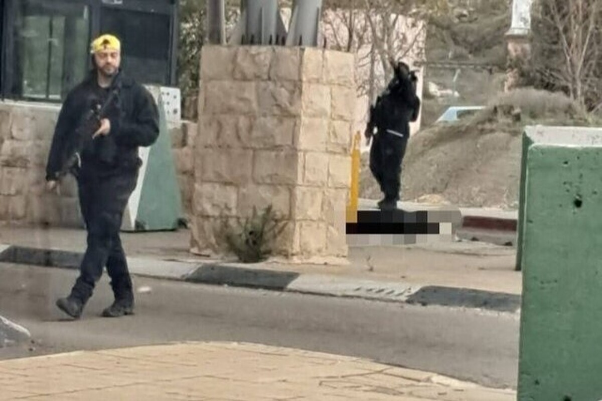 منابع صهیونیست از تیراندازی به عامل حمله استشهادی با سلاح سرد در جنوب قدس اشغالی خبر می‌دهند.