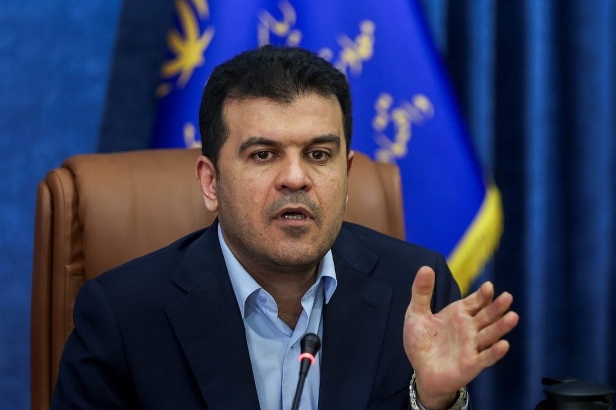 توضیحات معاون علمی رئیس‌جمهور درباره علت محقق‌نشدن وعده اتصال اینترنت در هفته گذشته.