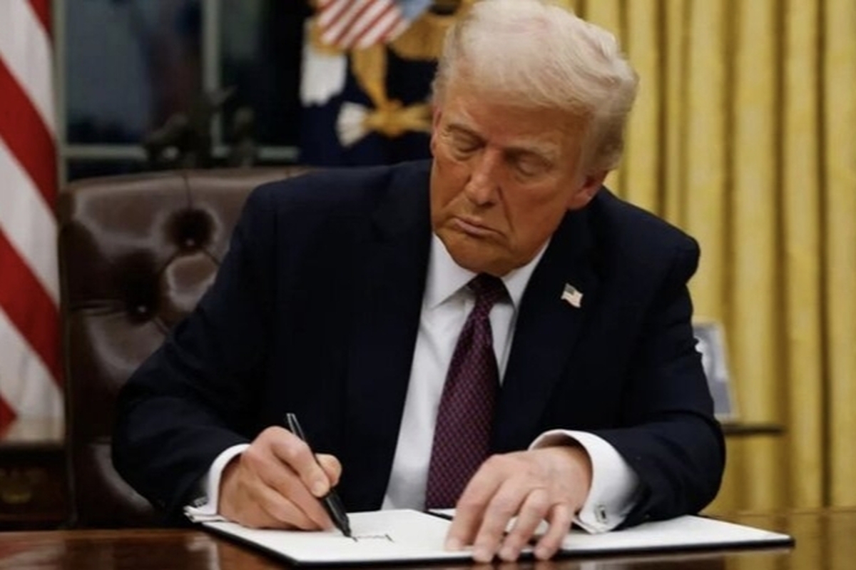 ترامپ تحریم&zwnj;های آمریکا علیه روسیه را تمدید کرد (یکم اسفند ۱۴۰۴)