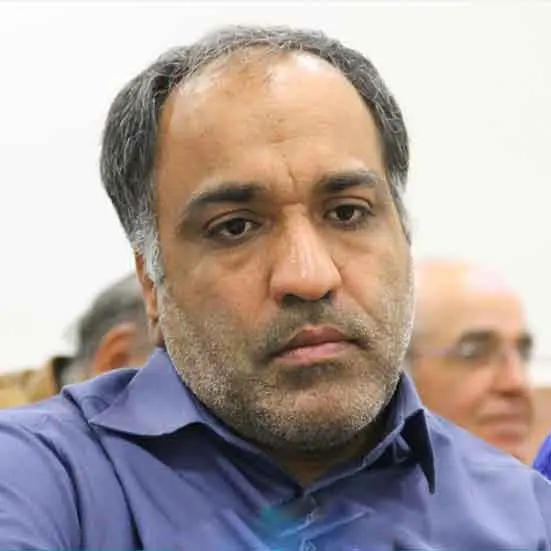 شاعر مشهدی: گلوله هیچ سلاح خارجی به نفع ما شلیک نمی‌شود | حرف زور دشمن را نمی‌پذیریم