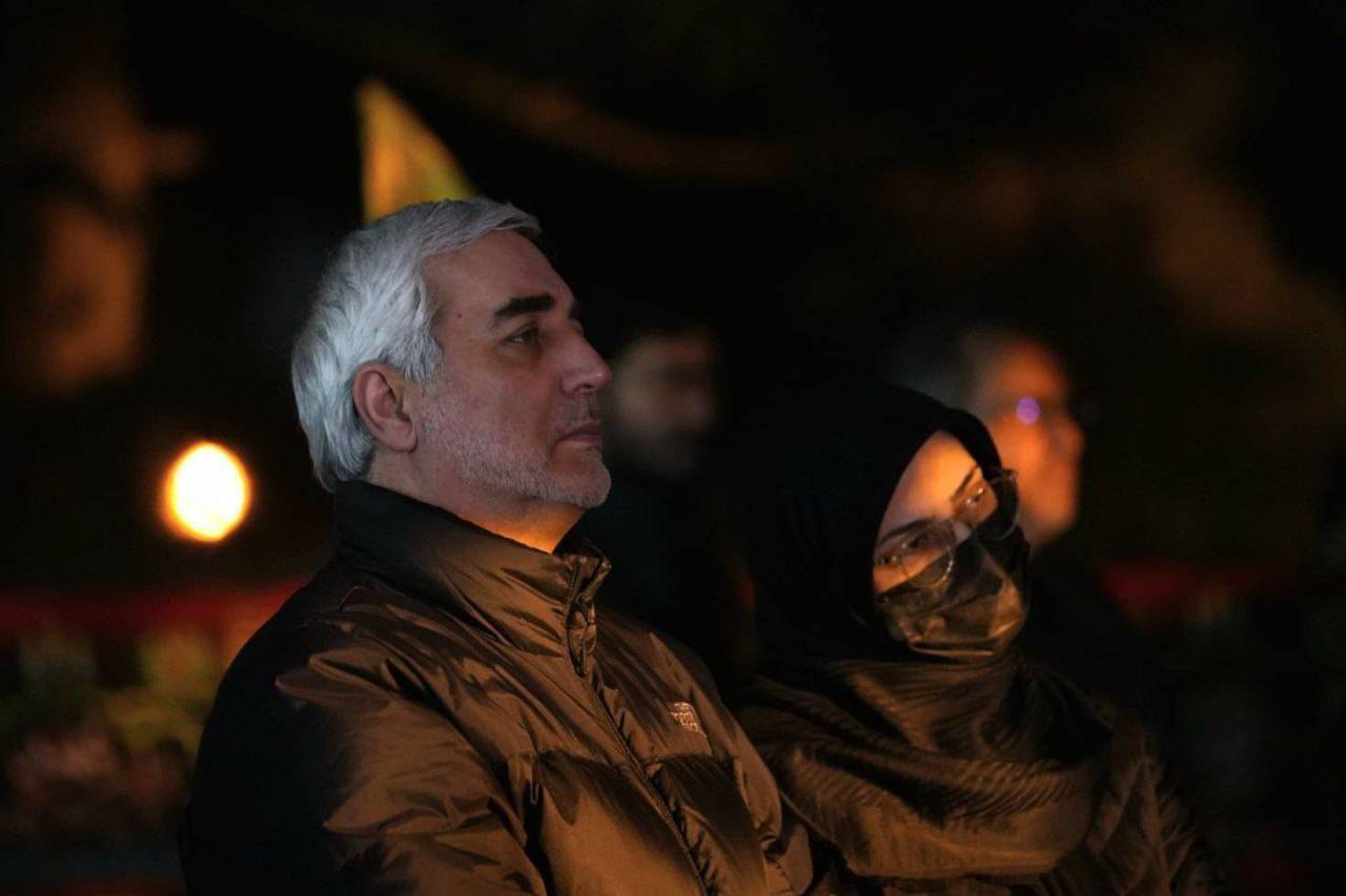 حضور مجدد ابراهیم حاتمی‌کیا در تجمعات مردمی (۱۵ اسفند ۱۴۰۴) + عکس