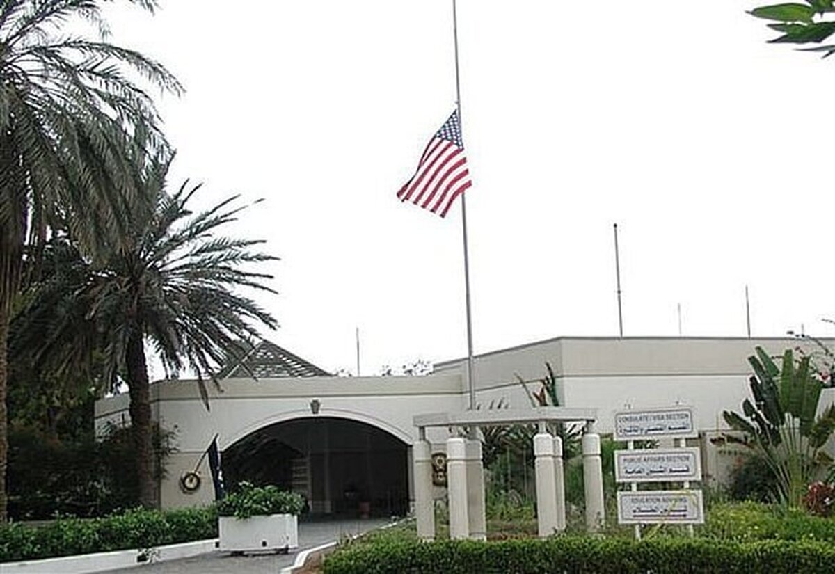 دستور سفارت آمریکا به کارکنان غیرضروری برای ترک عربستان