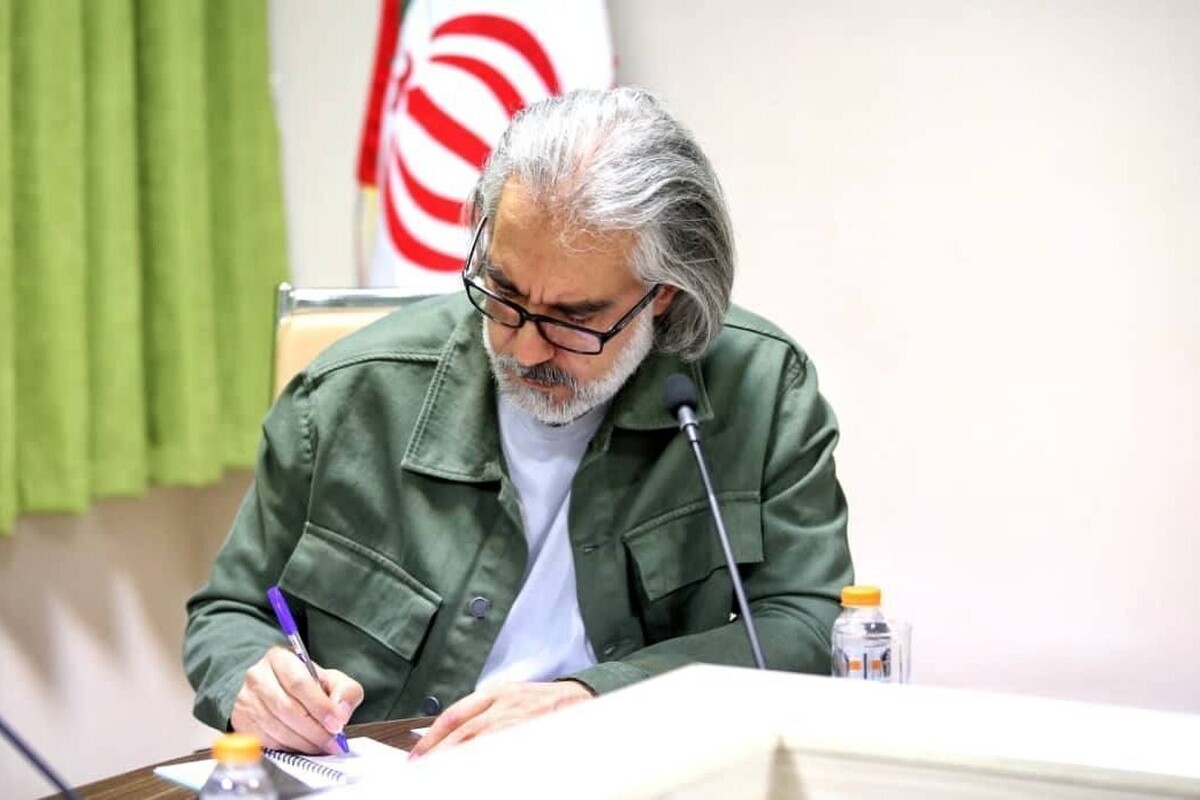 چند سطر درباره ارادت ملی | وطن فقط خاک نیست