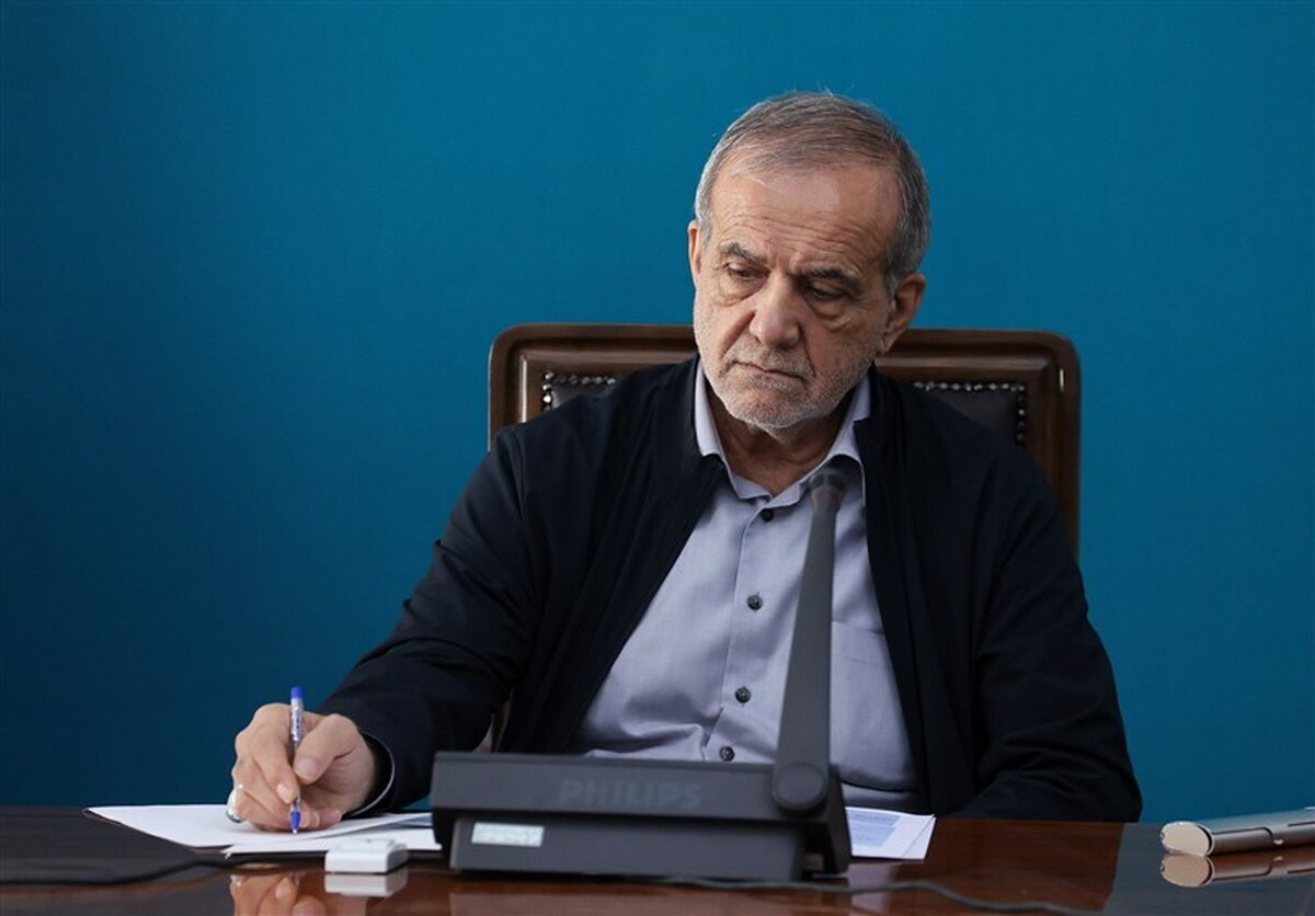 پیام قدردانی رئیس جمهور از حضور پرافتخار مردم در راهپیمایی روز قدس