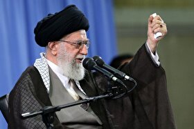 شعر نجیب بارور در رثای رهبر شهید انقلاب | پدران رفته و شمشیر پدر مانده هنوز