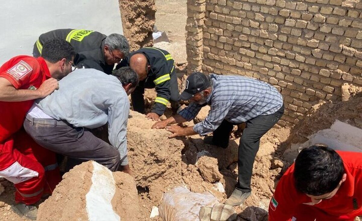 ارتباط با نیرو‌های امدادی از زیر آوار؛ دستورالعمل‌های سازمان اورژانس