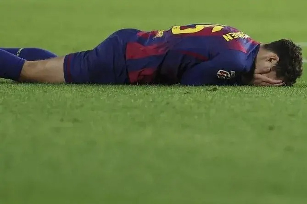 پیشنهاد تمدید قرارداد بارسلونا به ستاره همیشه مصدوم