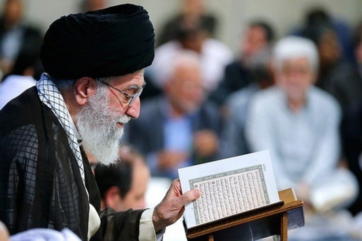 مروری کوتاه بر محافل قرآنی در محضر رهبر شهید + فیلم