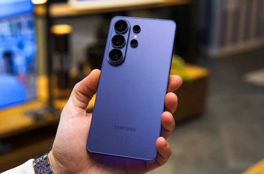 گلکسی S26 اولترا وارد بازار ایران شد؛ پرچمدار قدرتمند سامسونگ با قیمت کمتر از آیفون ۱۷