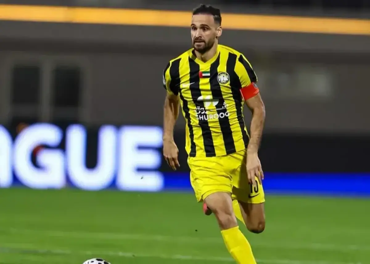 احمد نوراللهی نیمکت نشین شد!