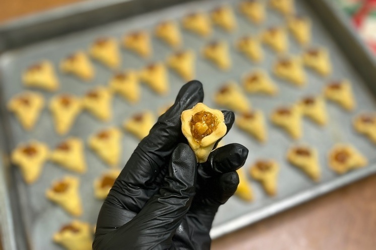 طرز تهیه شیرینی قیفی مخصوص برای عید نوروز در منزل + فیلم