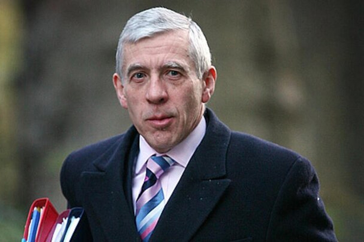 وزیر امور خارجه پیشین انگلیس: حکومت ایران دچار فروپاشی نخواهد شد | ترامپ هیچ درکی از گذشته و آینده ندارد