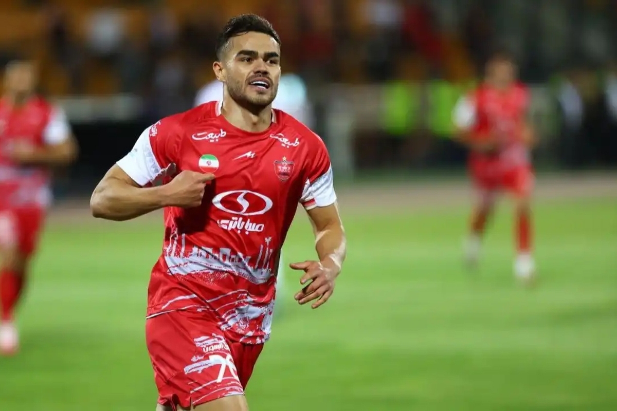 برنامه شلوغ اورونوف برای بازی با ذوب آهن