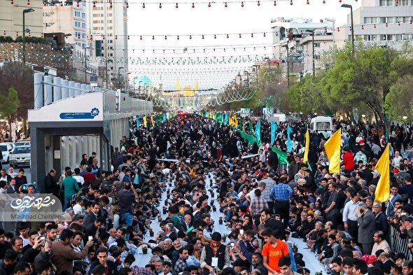 جزئیات خدمات زیارتی و اجتماعی شهرداری مشهد در رمضان ۱۴۰۴ | از «قرار زیارت» تا برپایی ۳۰۰ سفره افطاری ساده