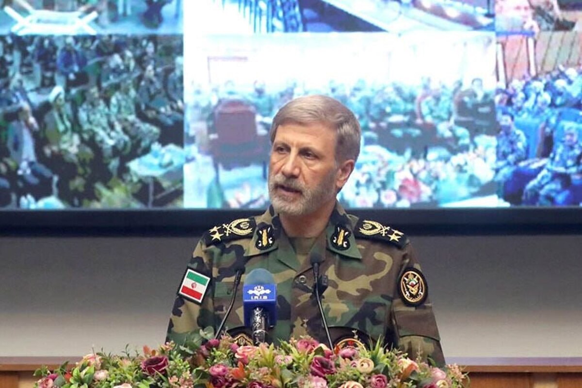 فرمانده کل ارتش در سلامت است (۹ اسفند ۱۴۰۴) | سایر فرماندهان ارشد ارتش نیز در سلامت می باشند