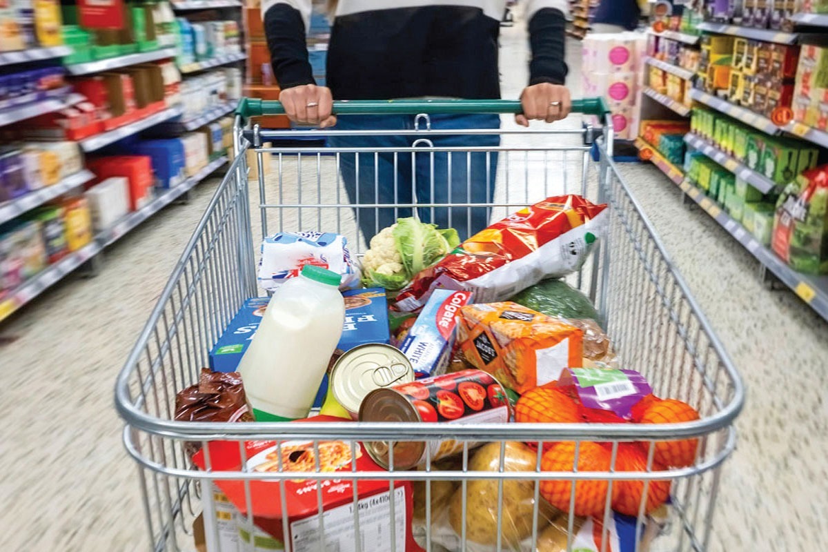 تورم خوراکی‌ها در خراسان رضوی به ۱۱۱.۹ درصد رسید | شوک «شوک درمانی» به قیمت خوراکی‌ها