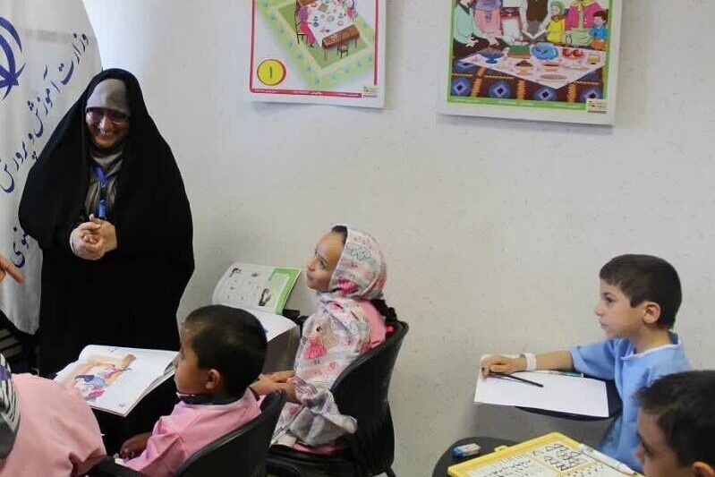 در بیمارستان اکبر مشهد، امید از کلاس آغاز می‌شود +ویدئو