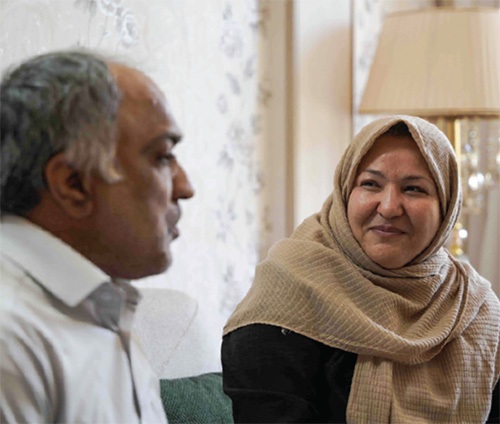 آموزگاری که شاعر شد | معلمی که در کودکی چشم‌هایش را باخت و دلش روشن شد