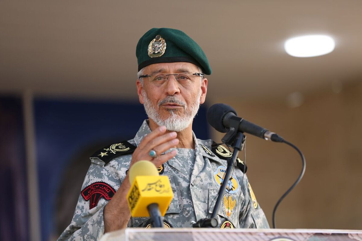دریادار سیاری: کلیدی‌ترین مؤلفه در ارتقای قدرت ملی، قدرت نظامی است