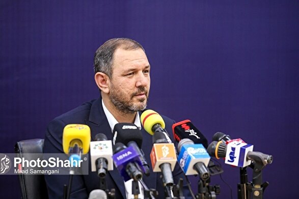                      حاجی‌بگلو: انتصاب تمام مدیران باید مشروط به رأی اعتماد شورا‌ها باشد                 