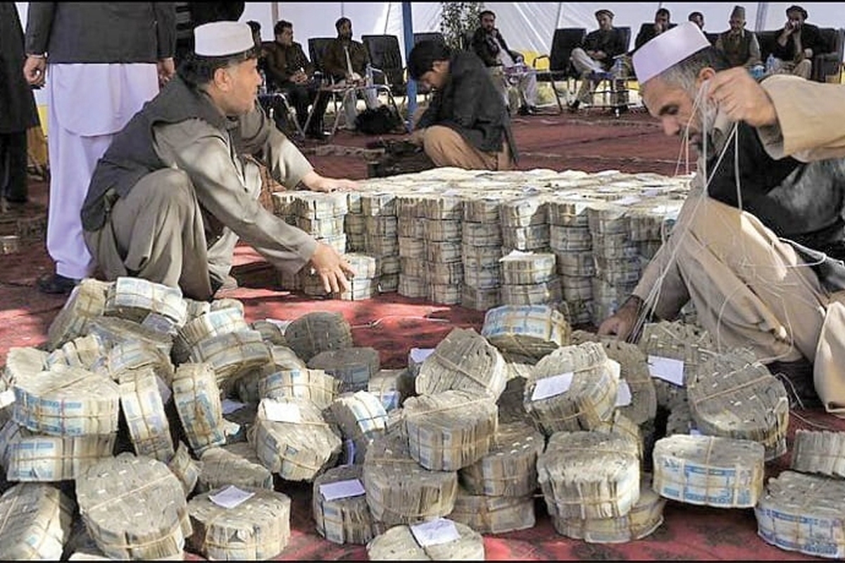 برنامه توسعه سازمان ملل متحد (UNDP) در تازه‌ترین گزارش خود اعلام کرد که اقتصاد افغانستان با رکود تولید داخلی و ضعف در ایجاد فرصت‌های شغلی مواجه است و همچنان وابستگی شدیدی به واردات و کمک‌های خارجی دارد.