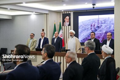 گزارش تصویری | جلسه بررسی معضلات ثبتی کلان‌شهر مشهد مقدس (۱۹ اردیبهشت ۱۴۰۴)