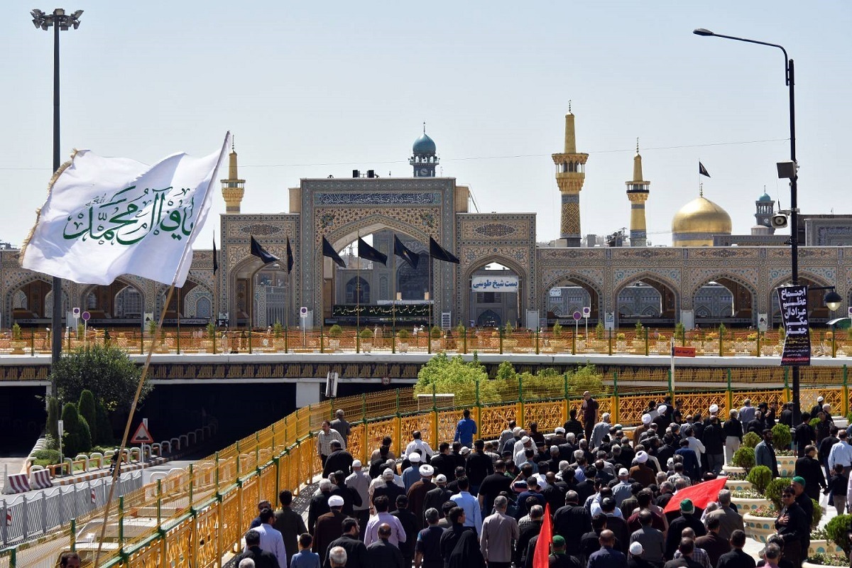 مسئول ستاد مردمی اجتماع عزاداران شهادت امام‌صادق(ع) از برگزاری اجتماع بزرگ «صادقیون» در روز پنجشنبه، چهارم اردیبهشت‌ماه و در روز شهادت امام‌صادق(ع) در مشهد مقدس خبر داد.