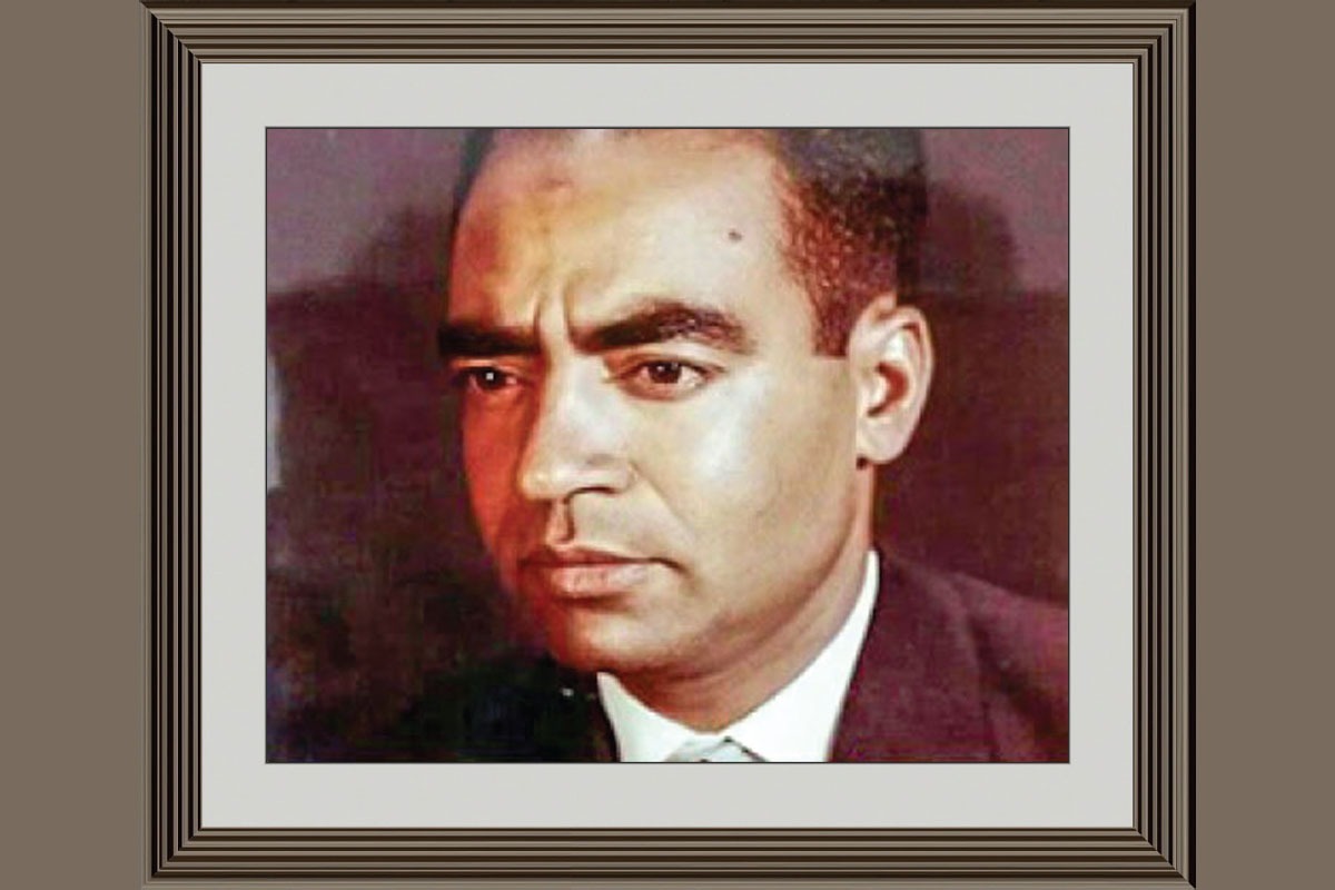 یادی از عباس آفرنده معمار مشهدی مرمتگر گنبد ایوان مقصوره مسجد گوهرشاد |  آجر به آجر یک رؤیا