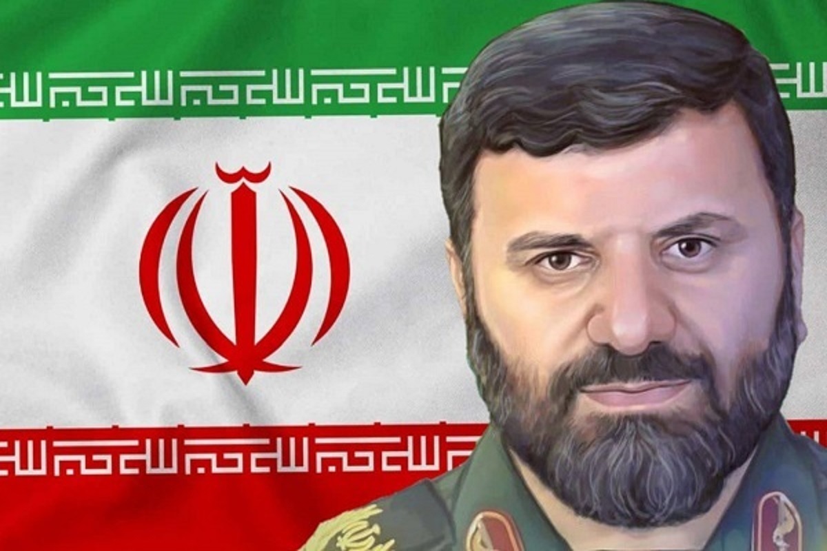 مستند «محافظ» به کارگردانی محسن اسلام‌زاده، روایتی است از زندگی سردار شهید سید مهدی موسوی از شهدای خدمت، که به آخرین دیدار او با خانواده‌اش می‌پردازد.