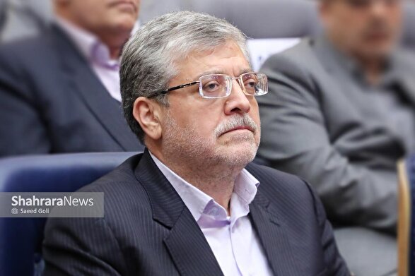                      شهردار مشهد مقدس: روابط عمومی، آینه تمام‌نمای عملکرد سازمان و پل ارتباطی میان شهروندان و مدیریت شهری است                 