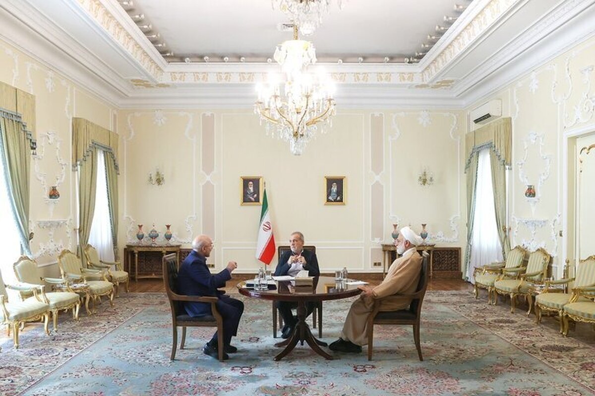 میزبانی پزشکیان از جلسه سران قوا