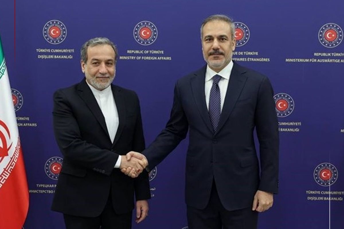 گفت‌وگوی تلفنی هاکان فیدان با عراقچی