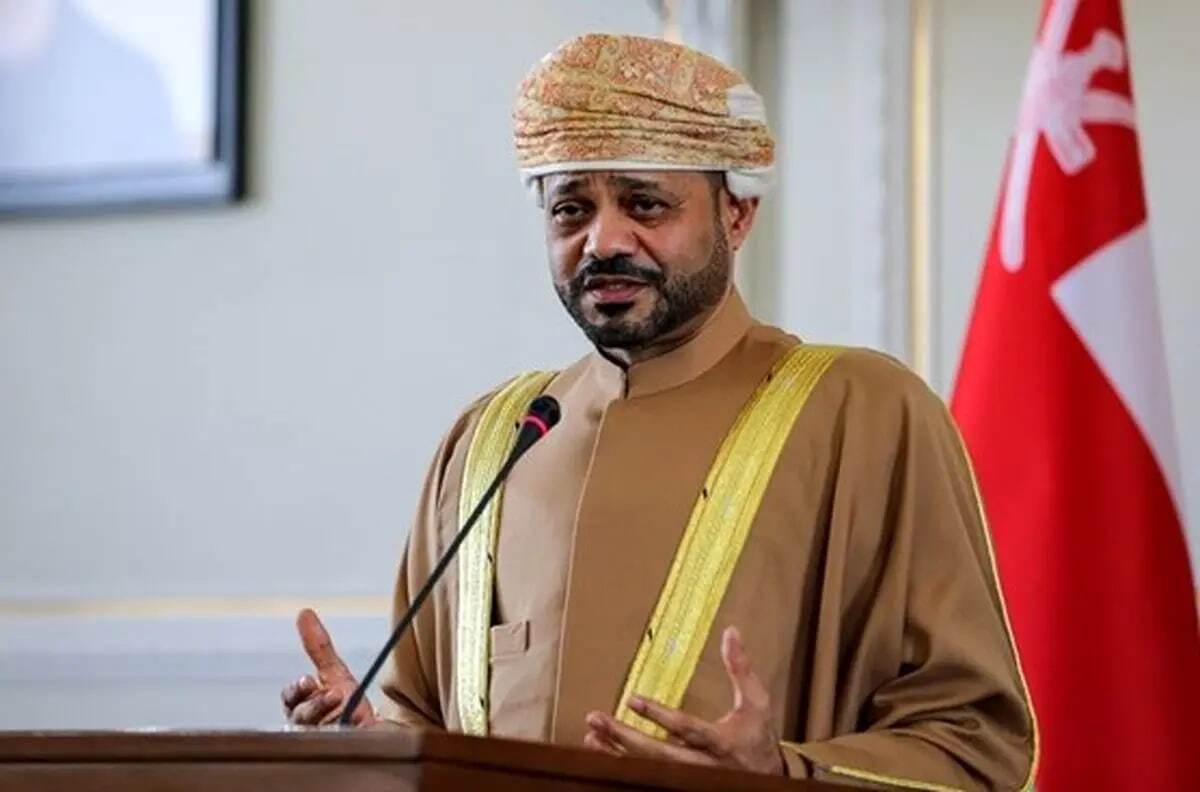 وزیر امور خارجه عمان گفت: عمان به مسیر سخت گفت‌وگو پایبند بوده و حل اختلافات از راه گفت‌وگو ممکن است.