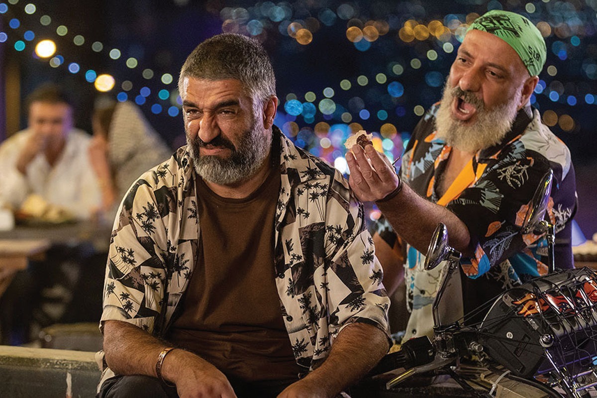 نقدی بر فیلم «دایناسور» ساخته مسعود اطیابی | فتح گیشه با فرمول همیشگی