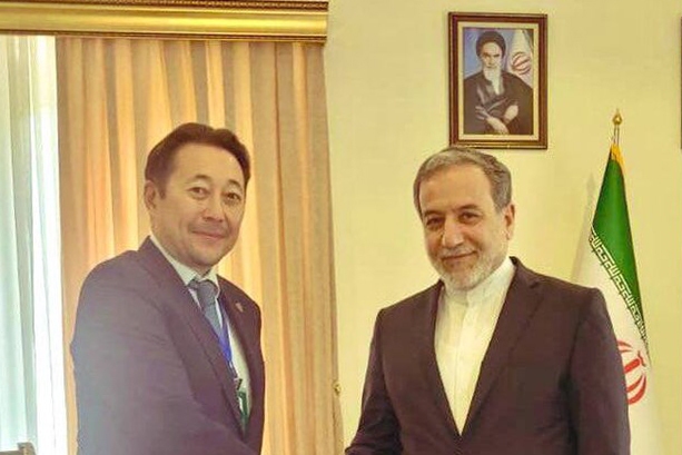 روز دوم دیدارهای عراقچی با میهمانان مجمع گفت‌وگوی تهران