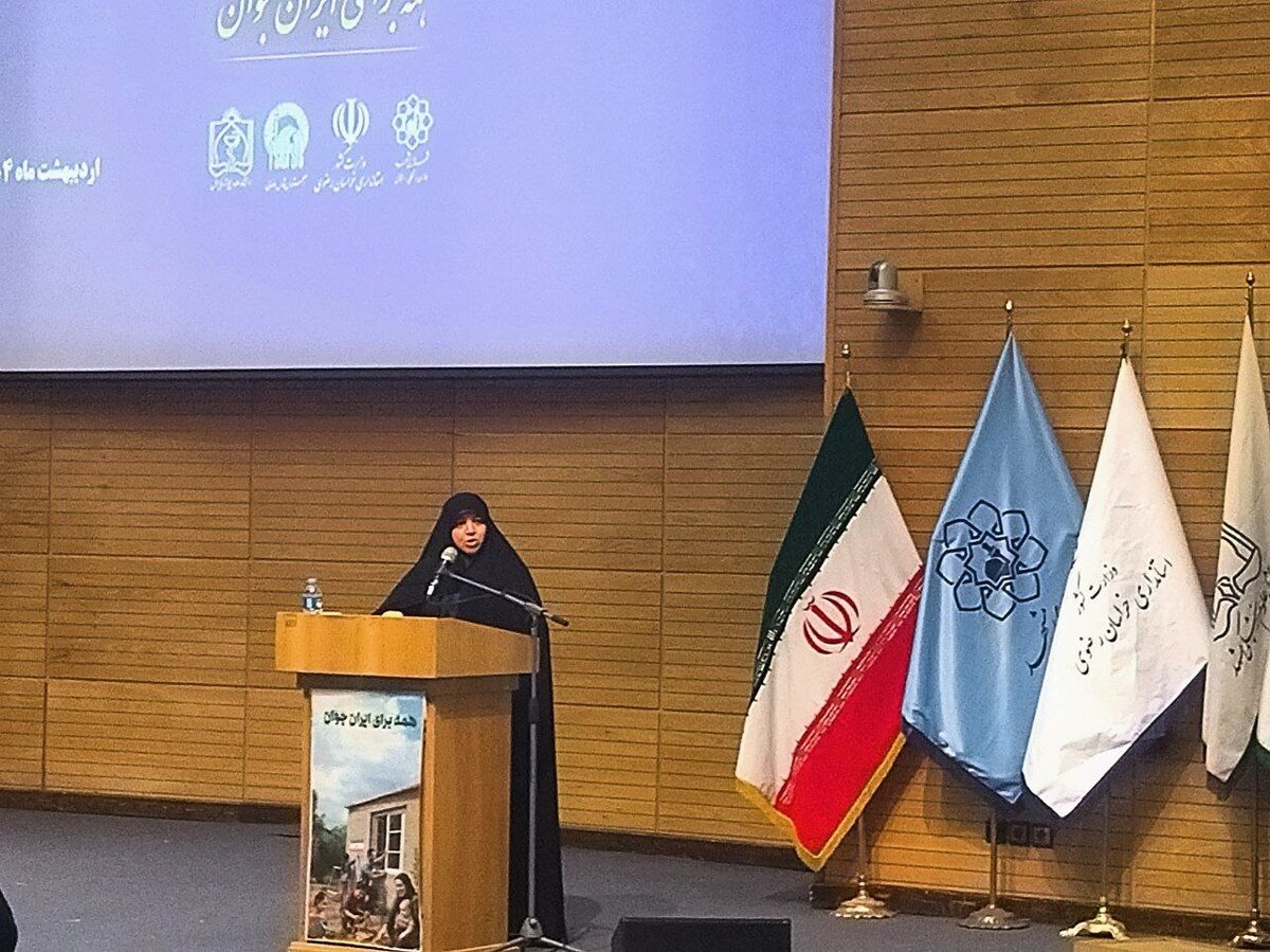 سلیمی: پدران در سیاست‌های جمعیتی فراموش نشوند | نشان ملی مهر مادری باید در سطح دولت تصویب شود