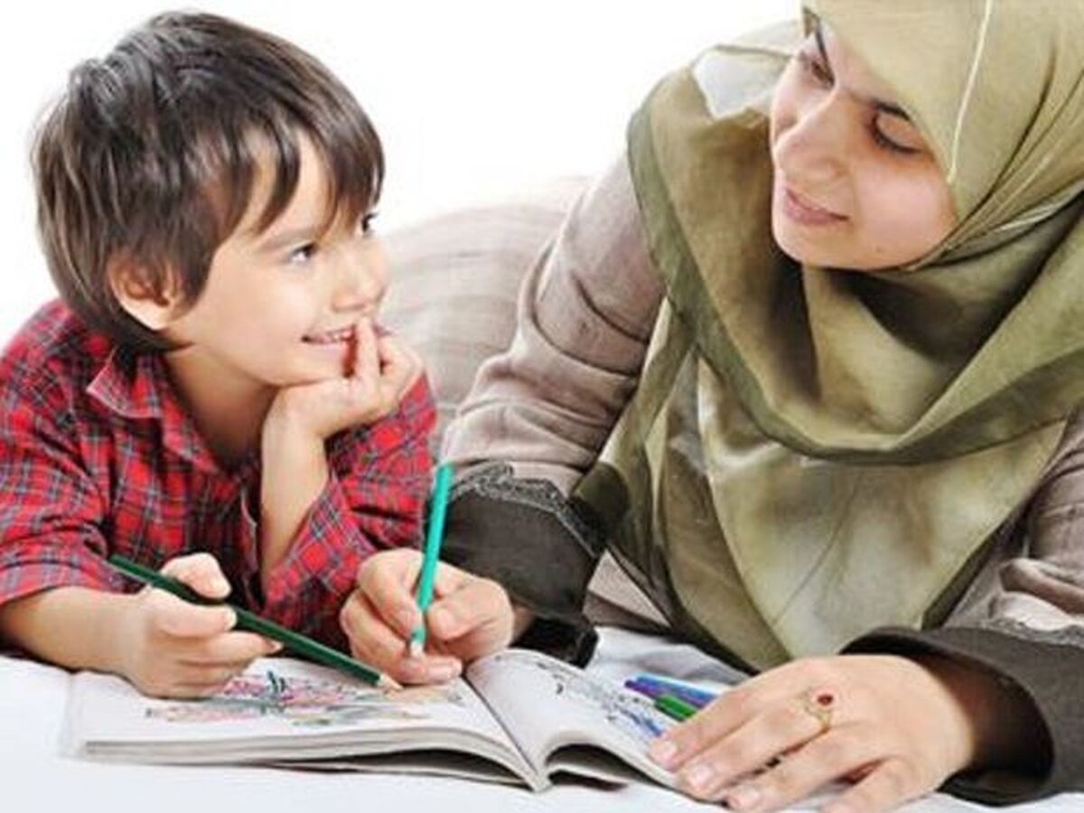 مادر منشأ تربیت است