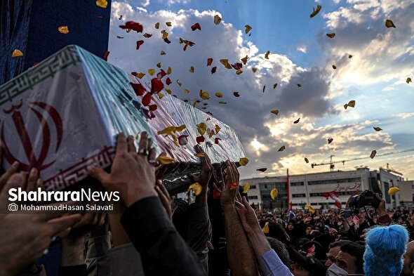 از ۸۰ یادواره شهدا تا ۱۸ هزار ختم قرآن| اعلام ویژه‌برنامه‌های کنگره بزرگداشت ۱۸ هزار شهید خراسان رضوی (۱۰ خرداد ۱۴۰۴)+فیلم