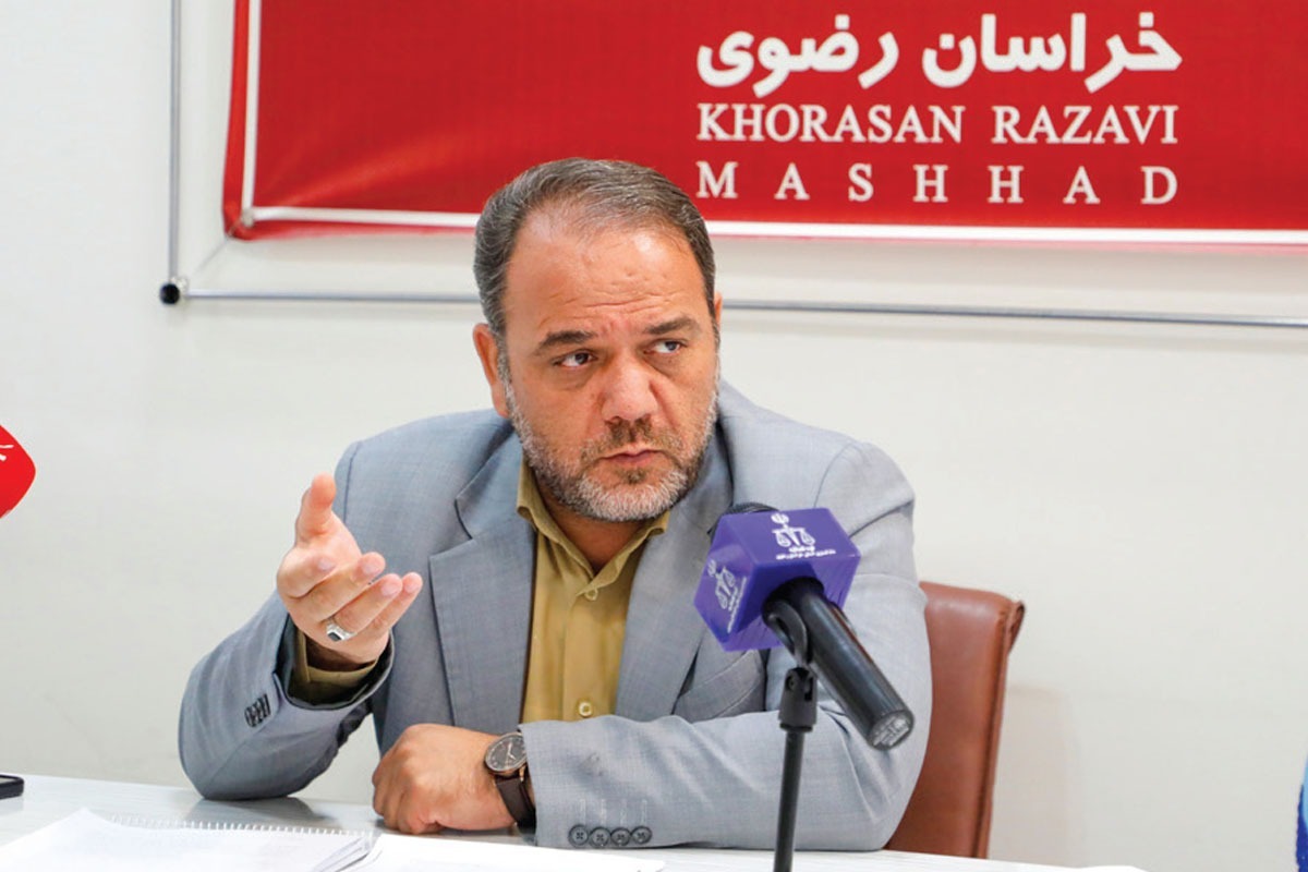 «قاضی در مدرسه» طرحی است که به ابداع خراسان رضوی برای افزایش دانش حقوقی دانش‌آموزان اجرا شد و البته کمی بعد، اجرای آن در سطح کشور نیز تسری یافت.