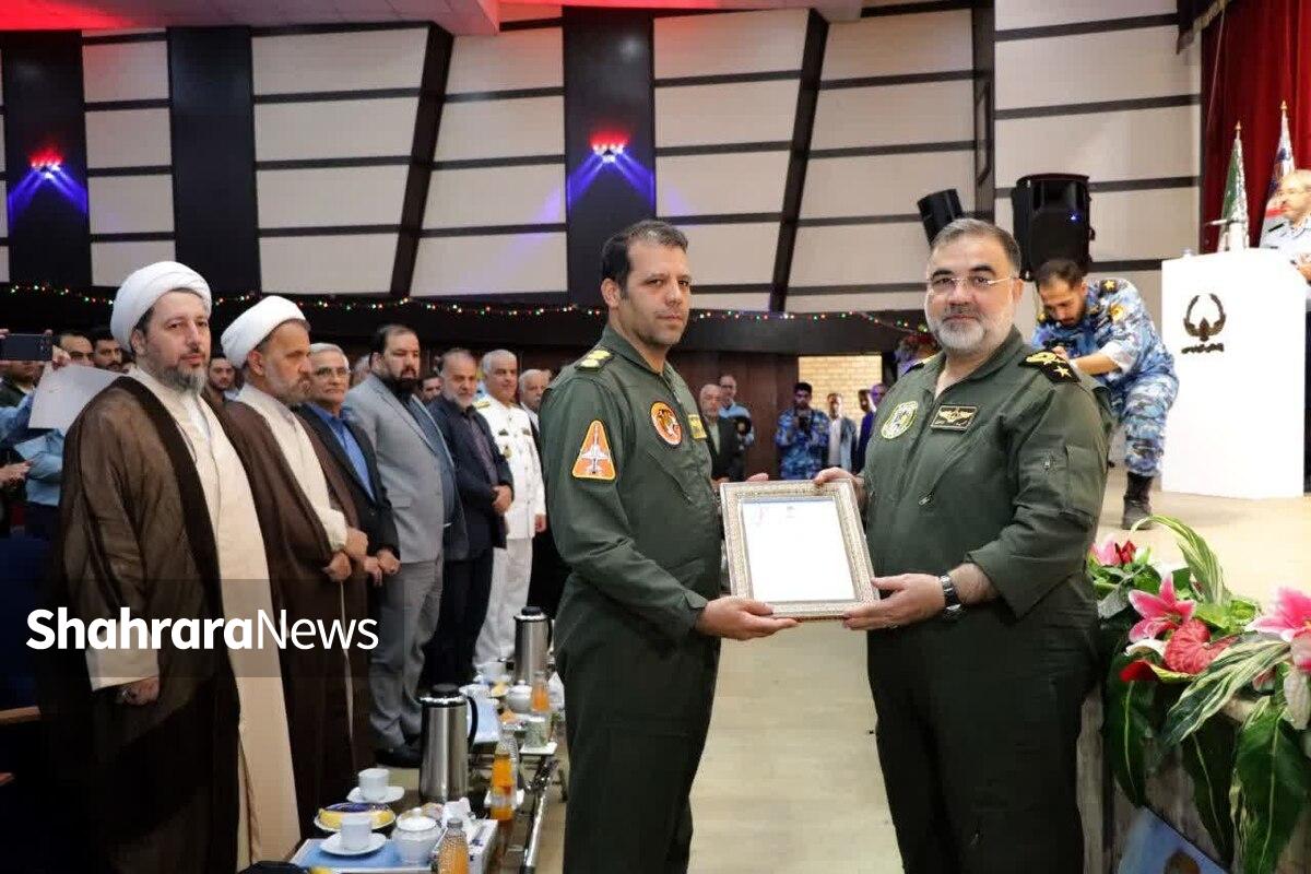 مراسم تکریم و معارفه فرمانده پایگاه هوایی شهید حبیبی مشهد با حضور جمعی از فرماندهان نظامی و انتظامی و مدیران دستگاه‌های اجرایی استان خراسان رضوی برگزار شد.