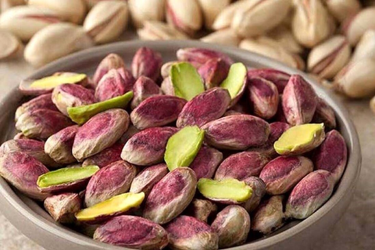 در سیزدهمین نشست ستاد عالی پسته کشور به ریاست وزیر جهاد کشاورزی، معاون امور باغبانی وزارت جهاد کشاورزی با اشاره به نقش راهبردی پسته در امنیت غذایی و اقتصاد ملی، از رشد ۱۴۳ درصدی صادرات این محصول در سال ۱۴۰۳ خبر داد.