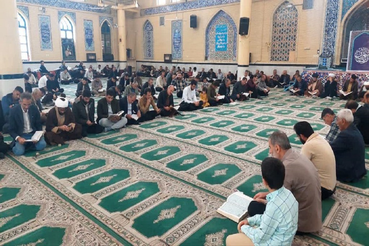 ایجاد پایگاه‌های قرآنی برای ۲۰۰ مسجد مشهد تا پایان خردادماه ۱۴۰۴