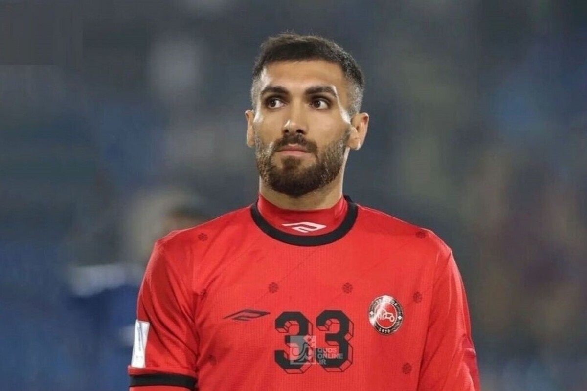 عارف آقاسی تمام اخبار انتقالش به پرسپولیس یا استقلال را تکذیب کرد.