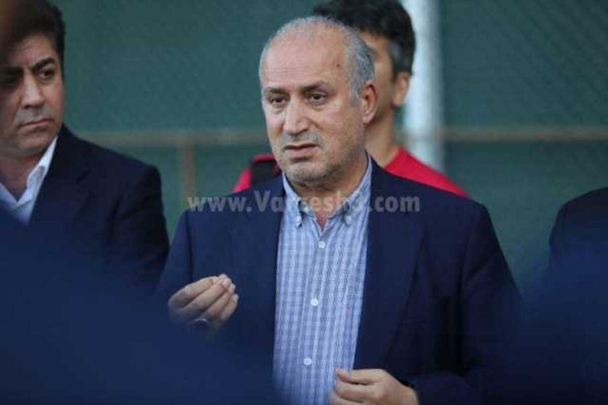 رئیس فدراسیون فوتبال از عملکرد داوران انتقاد کرد.