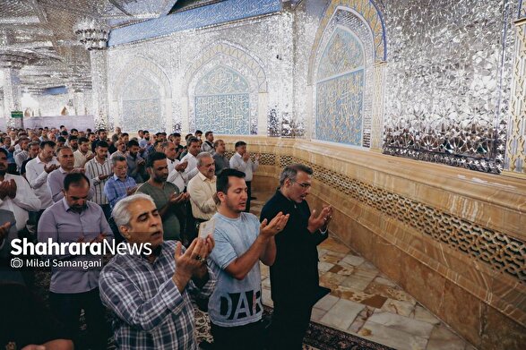اقامه نماز عید قربان در حرم امام‌رضا(ع) (۱۶ خرداد ۱۴۰۴)