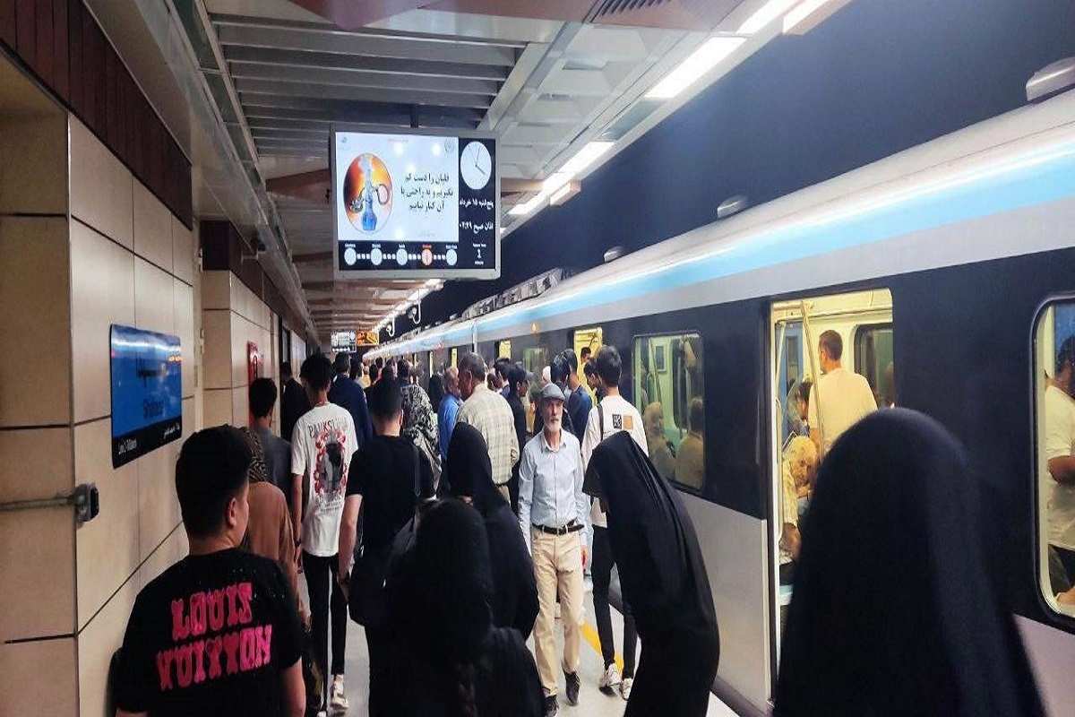 ارائه خدمات رایگان مترو مشهد در مناسبات مذهبی خردادماه ۱۴۰۴ | ثبت بیش از ۴۰۰ هزار سفر