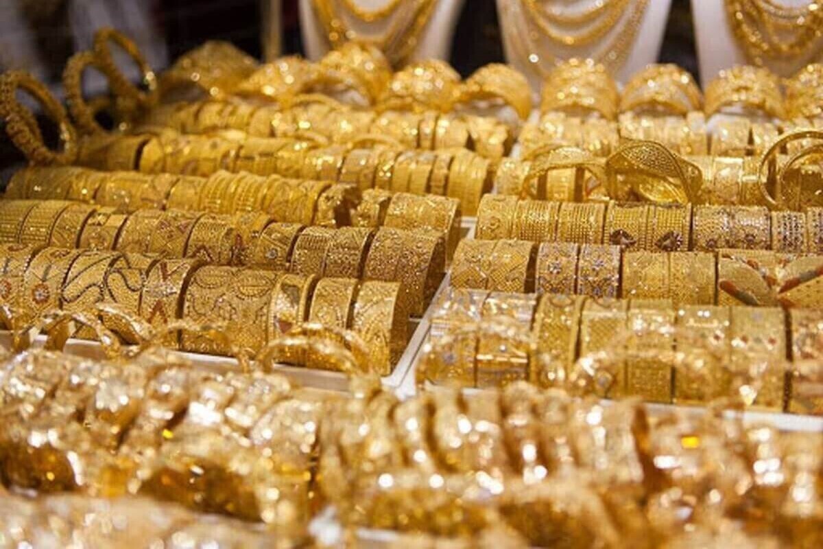 قیمت طلا در بازار طلای مشهد روز گذشته در کانال ۶.۴ میلیون تومان نوسان داشت، اما امروز کار خود را در بازار طلای مشهد در کانال ۶.۵ میلیون تومان آغاز کرد.