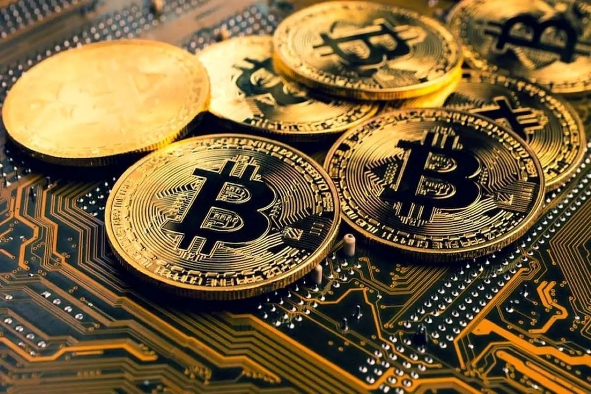 قیمت ارز دیجیتال در بازار امروز (۱۹ خرداد ۱۴۰۴) | بیت‌کوین گارد صعودی گرفت
