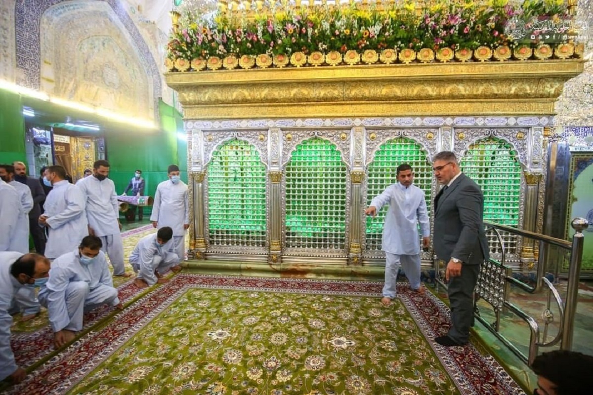 پرچم غدیر در بیش از ۷۰۰ نقطه جهان برافراشته می‌شود | بیش از ۳ هزار مترمربع فرش جدید، زینت‌بخش حرم مطهر علوی شد