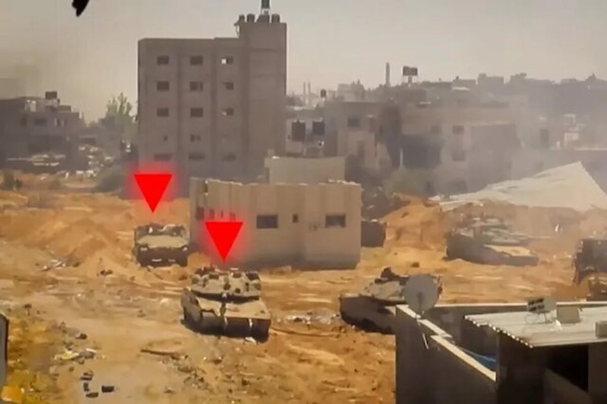 شاخه نظامی حماس، اعلام کرد مجاهدان این گردان‌ها عصر امروز کمینی ترکیبی علیه نیرو‌های اشغالگر اسرائیلی در شرق خان یونس در جنوب نوار غزه انجام دادند.